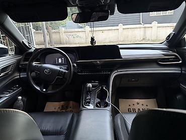 range river: Toyota Crown: 2024 г., 2.5 л, Автомат, Гибрид, Лифтбек — 5