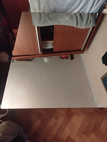 Postolja za stolove: Ogledalo braon staklo sa efektom ogledala. Dimenzije oko 64,4 cm x 64 — 10