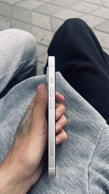 phone 13: IPhone 13, Б/у, 128 ГБ, Белый, 70 % — 5