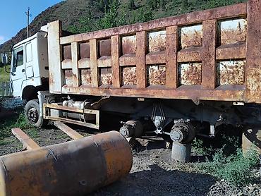howo 310: На разбор Самосвал HOWO 2010г (Sinotruk), 6х4, стальная кузовная — 1