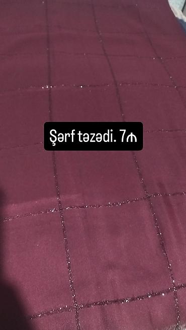 Baş geyimləri: Tünd qəhvəyi rəngli, müxtəlif naxışlarla bəzədilmiş yaylıq. Yaylığın — 9