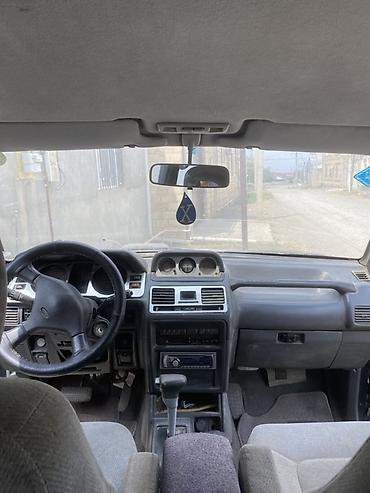 mitsubishi chariot: Mitsubishi Pajero: 2.8 l | Ofrouder/SUV — 9