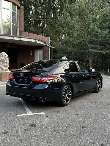 Унаа: Toyota Camry: 2020 г., 2.5 л, Автомат, Бензин, Седан — 4