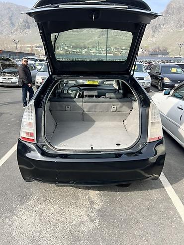 Toyota: Toyota Prius: 2011 г., 1.8 л, Вариатор, Гибрид, Хэтчбэк — 4