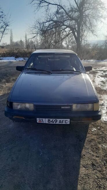 авто пульт: Mazda 626: 1986 г., 1.6 л, Механика, Газ, Хэтчбэк