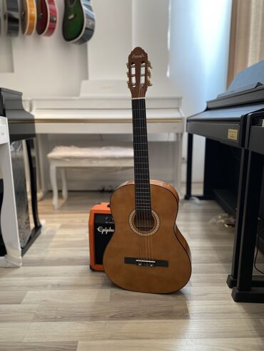 real gitara: Fitness klassik gitara Ölçü: 4/4 Satış qiyməti: 170 azn ❌ Endirimli