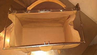 Ostali predmeti za umetnost i kolekcionarstvo: Obijačke tašne model "Alo Bing kako brat" Kožna tašna starinski model — 4