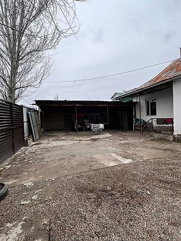 Продажа коттеджей и домов: Дом с двором и хозяйственными постройками - Отдельно стоящий — 3