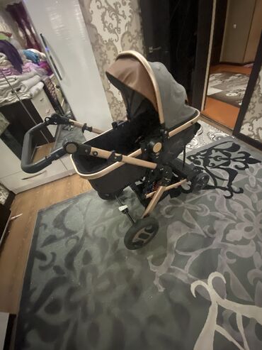 детская коляска для двойни: Коляска, цвет - Серебристый, Б/у
