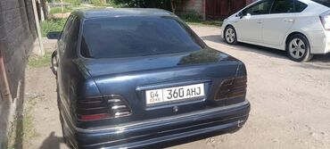 Mercedes-Benz: Mercedes-Benz : 1997 г., 3.2 л, Автомат, Бензин, Седан