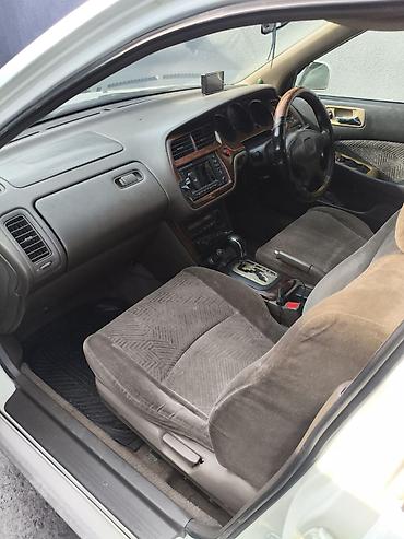 Honda Accord: 1998 г., 2.3 л, Автомат, Бензин, Универсал