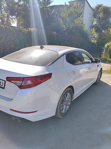 Продажа авто: Kia K5: 2010 г., 2 л, Автомат, Бензин, Седан — 3