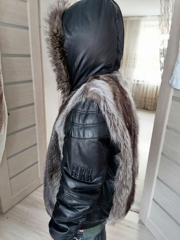 мужская куртка италия: Куртка 7XL (EU 54), цвет - Черный