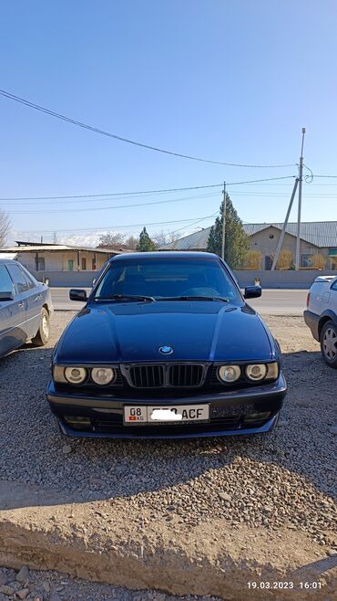 вмw е34: BMW 525: 2.5 л | 1992 г. | Седан | Хорошее