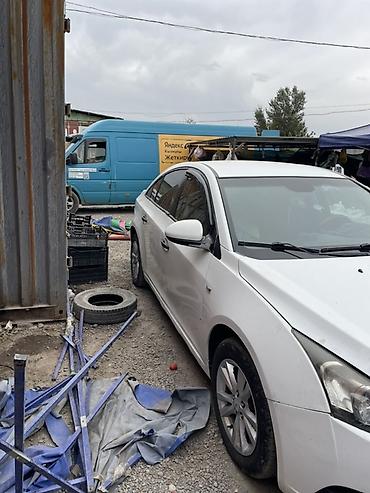 Продажа авто: Chevrolet Cruze: 2011 г., 1.6 л, Автомат, Бензин, Седан — 2