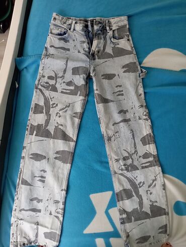 bershka zebra pantalone: 32, Jeans, High rise, Straight
