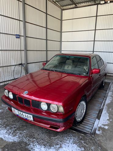 продаю в связи с переездом: BMW 5 series: 1991 г., 2 л, Механика, Бензин, Универсал