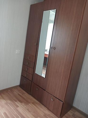 Dolablar: Unvan vasmoy bazarın yanı Geniş güzgülü paltar dolabı - Material — 1