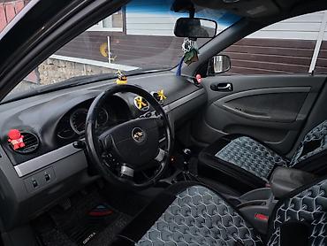 посадка авто: Chevrolet Lacetti: 2004 г., 1.8 л, Механика, Бензин, Универсал — 7