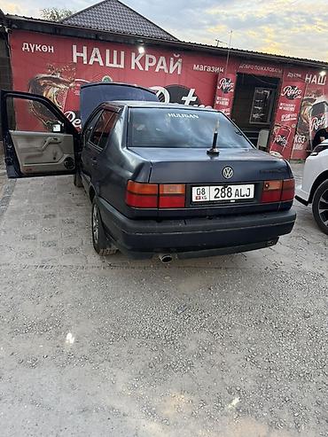 Продажа авто: Volkswagen Vento: 1992 г., Механика, Седан — 2