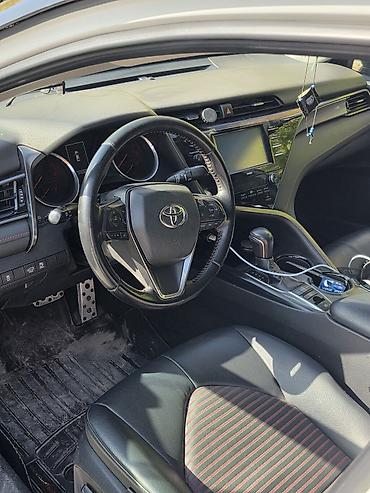 Toyota: Toyota Camry: 2019 г., Седан — 5