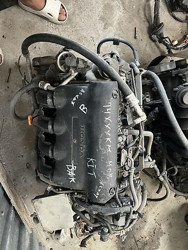 Двигатель Honda (бензиновый) с впускным коллектором и навесным