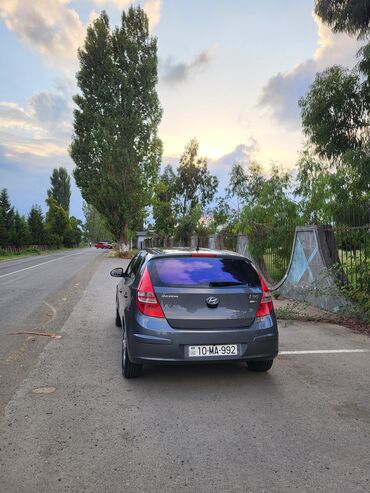 Сковородки: Hyundai i30: 1.6 л | 2013 г. Хэтчбэк