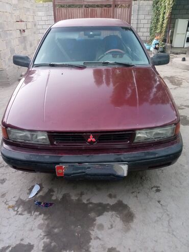 Mitsubishi: Mitsubishi Lancer: 1992 г., 1.5 л, Автомат, Бензин, Седан