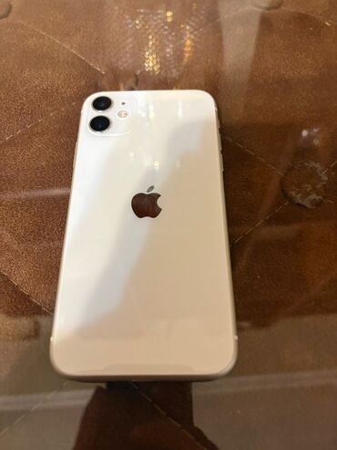 Apple iPhone: IPhone 11, 64 GB, Ağ, Face ID, Simsiz şarj