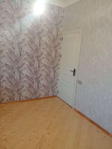 Həyət evləri və villaların satışı: 2 mərtəbəli həyət evi - Ümumi görünüş: Daş hasarla əhatələnmiş həyət — 8