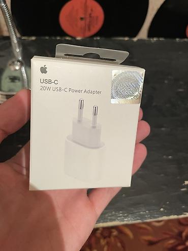 Адаптер питания Apple USB‑C 20W - Тип: сетевой адаптер питания USB‑C