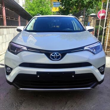 Toyota: Toyota RAV4: 2018 г., 2.5 л, Автомат, Гибрид, Кроссовер