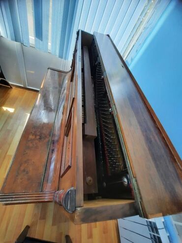 Pianolar: Piano, Akustik, İşlənmiş, Ünvandan götürmə — 8