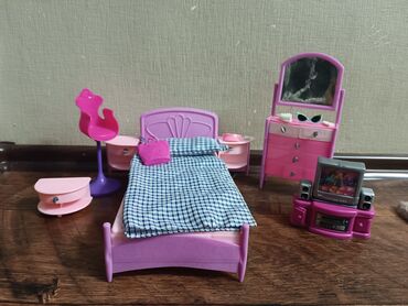 кукла с коляской: Комплект кукольной мебели для Барби. Игрушечная спальная комната