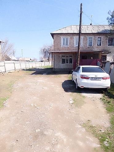 Продажа коттеджей и домов: 7 комнат Предлагается к продаже двухэтажный жилой дом из кирпича — 4