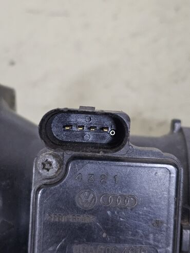 Датчики, сенсоры, предохранители: Расходомер Audi 2000 г., Б/у, Оригинал, Германия — 4