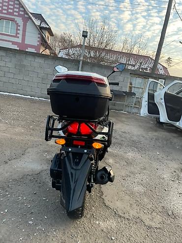 Скутеры: Скутер/мопед с внедорожным обвесом Характеристики и оснащение: - — 8