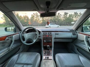 maşın diskileri: Mercedes-Benz E 240: 2.4 l | 2001 il Sedan