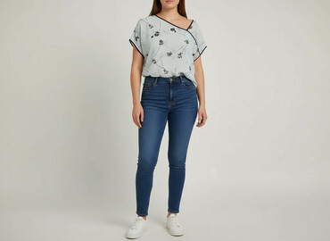 nike sleveless t shirty: Футболка жіноча, розмір 3XL