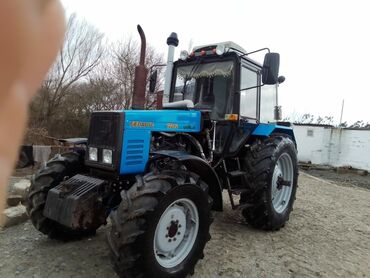 traktor sadığ: Traktor 2022 il, motor 1.3 l, İşlənmiş