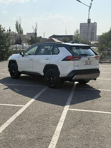 raf 4: Toyota RAV4: 2021 г., 2.5 л, Автомат, Бензин, Кроссовер — 4