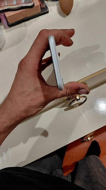 15 pro max ikinci el: IPhone SE, Gümüşü, Barmaq izi — 4