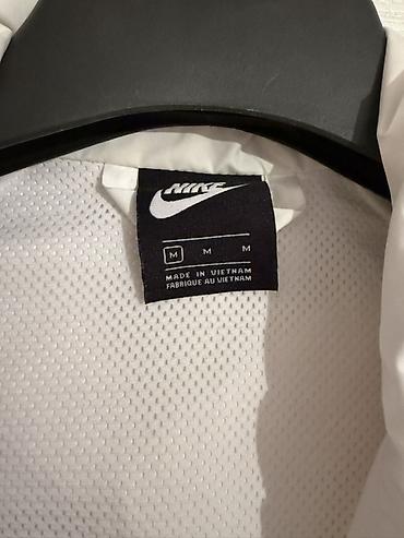 north face majice: Nike šuskavac s kapuljačom – veličina M - Model: lagana sportska — 3