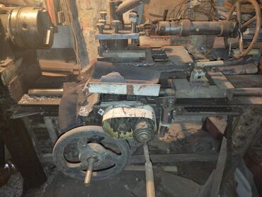 Токарные станки: Токарный станок. Рабочий, не большой (самодельный, не заводской) В — 5