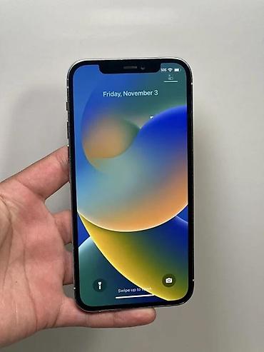 Apple iPhone: IPhone 13 Pro, 128 GB, srebrna boja - Super Retina XDR OLED 6.1" — 3