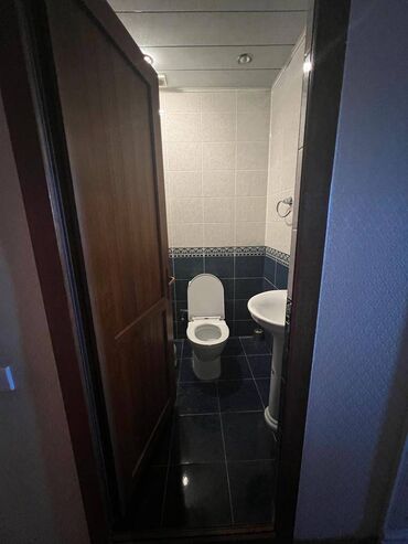 Uzunmüddətli kirayə mənzillər: Memar Əcəmi metrosuna yaxın 17 mertebeli binanın 6-cı mərtəbəsində — 16