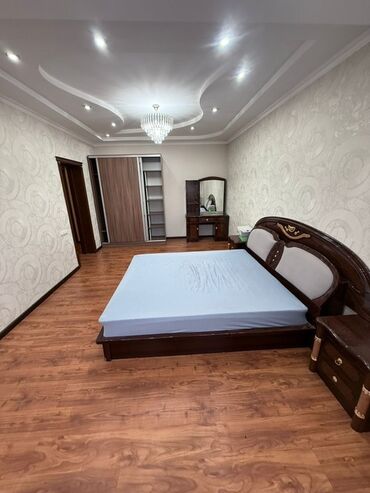 Долгосрочная аренда домов: 200 м², 5 комнат, Бронированные двери, Забор, огорожен at lalafo.kg — 15 Долгосрочная аренда домов: 200 м², 5 комнат, Бронированные двери, Забор, огорожен — 15