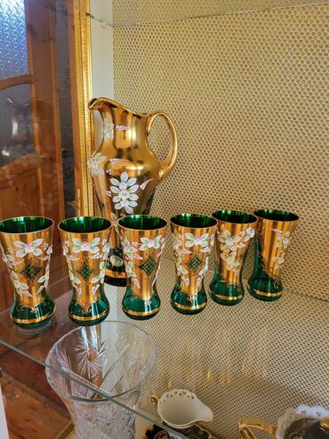 ülker dubai şokoladı: Rəng - Qızılı, Şüşə