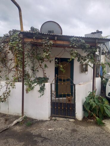 zaqatala qaqarin satilan evler: 20-ci sahə 3 otaqlı, 50 kv. m, Kredit yoxdur, Orta təmir