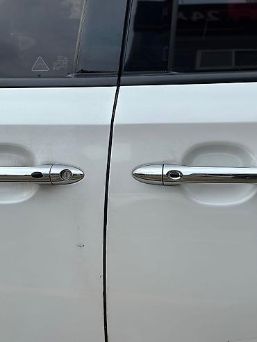 Kia: Kia Carnival: 2019 г., 2.2 л, Автомат, Дизель, Минивэн — 13